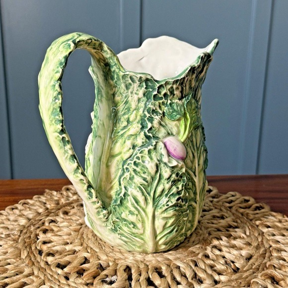 Vintage Shafford "Rabbit Patch" Majolica Pitcher 48 oz Rabbits & Cabbage 1987 - Picture 4 of 10
